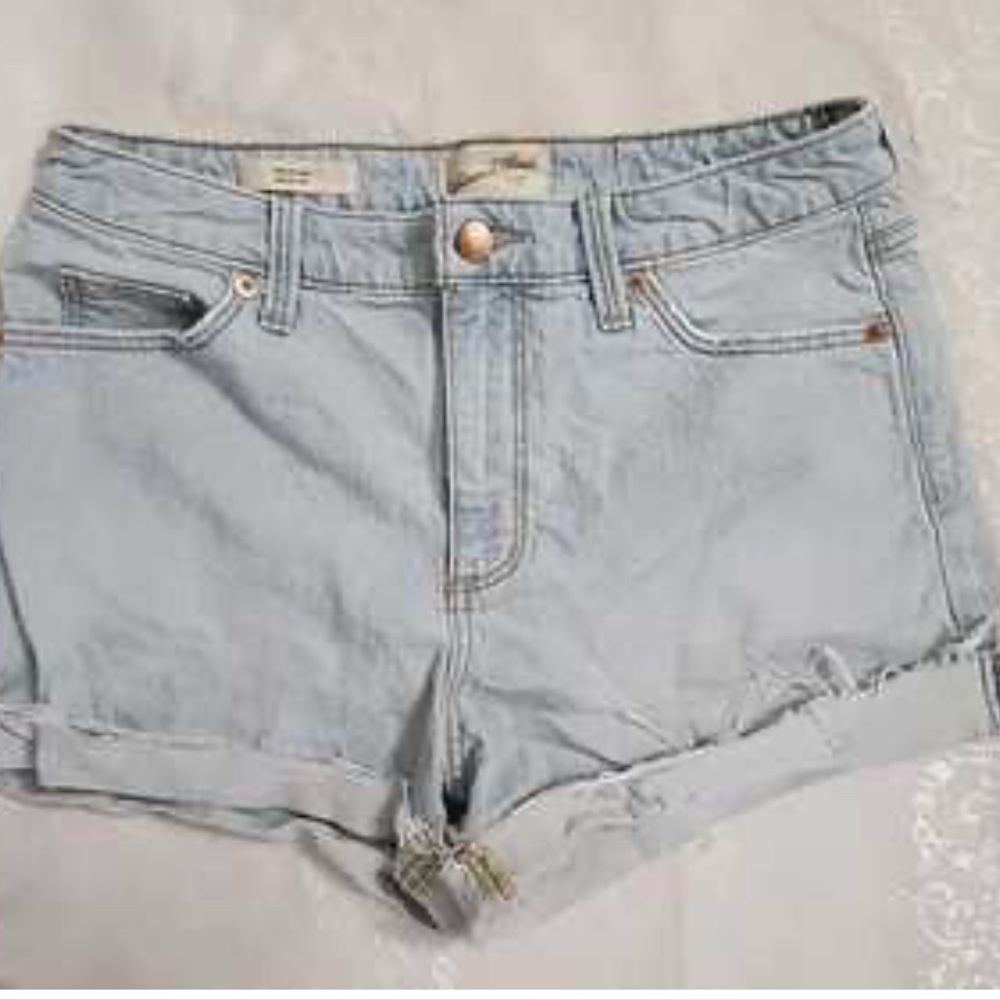 Universal Thread Denim High-Waisted Women Shorts 8/29R
